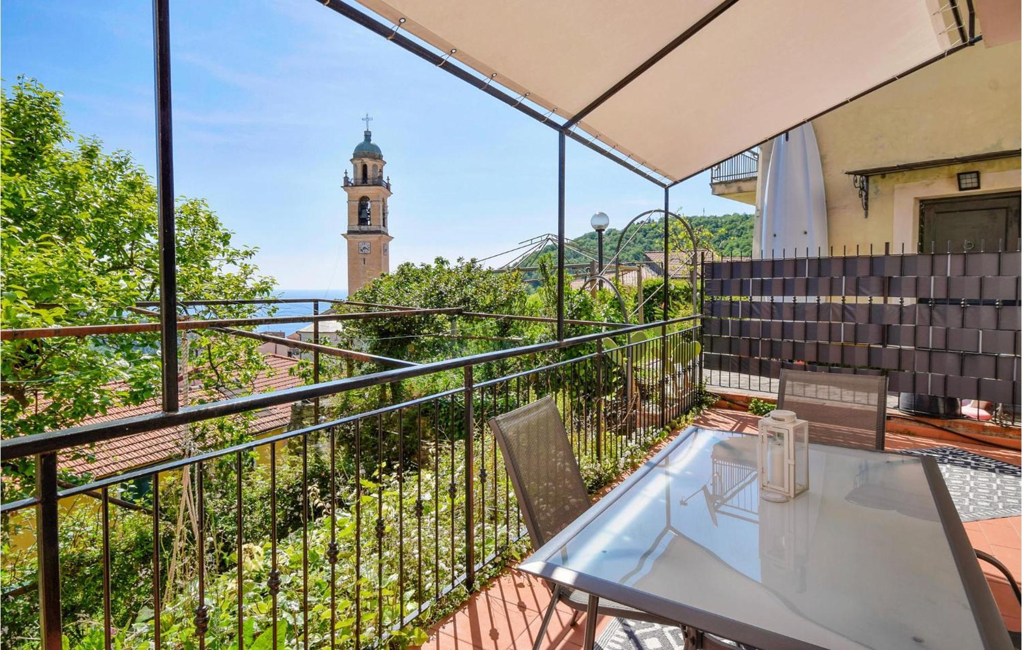 2 Bedroom In * Moneglia